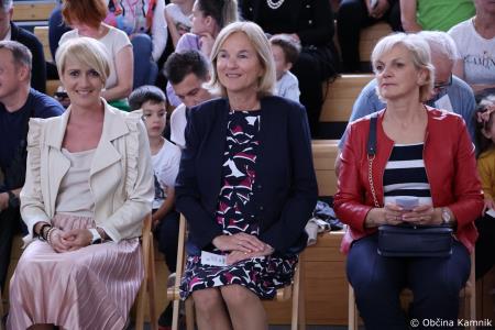 Območna revija otroških in mladinskih pevskih zborov občin Kamnik in Komenda (1)
